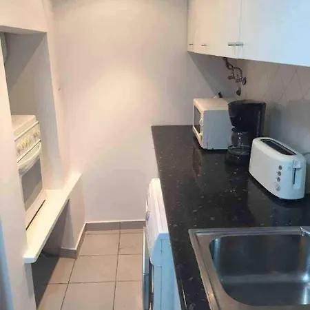 Fado! Cozy Flat Next To Flowers Garden * リスボン